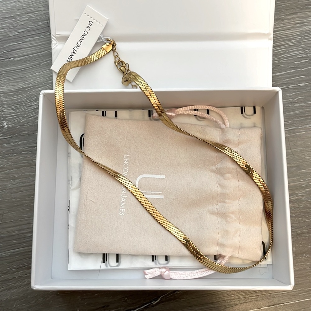 NEW Uncommon James smooth sail gold herringbone necklace